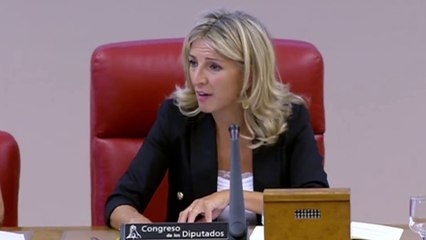 Yolanda Díaz pide a Feijóo que comunique al rey su renuncia al debate de investidura