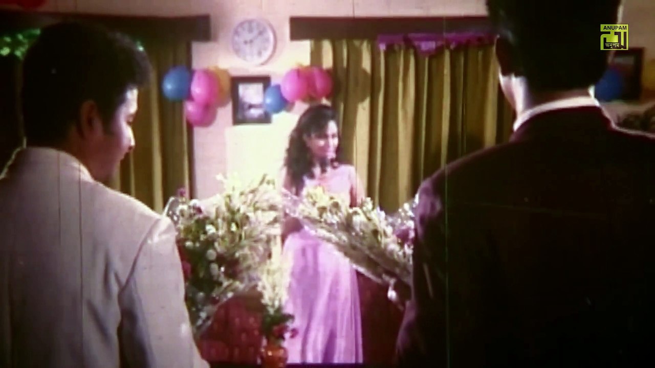 ও সাথী আমার তুমি কেন চলে যাও - Bapparaj - Shabnur - Amar Ontore Tumi - Movie Scene