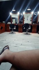 Potong rambut paksa adek