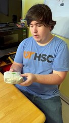 Peter tries Jalapeño Whataburger