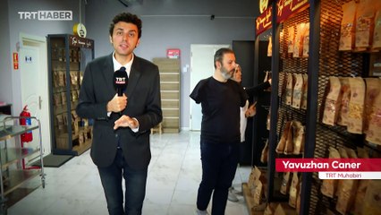 İki kolu olmayan çerezci engellilere istihdam sağlıyor