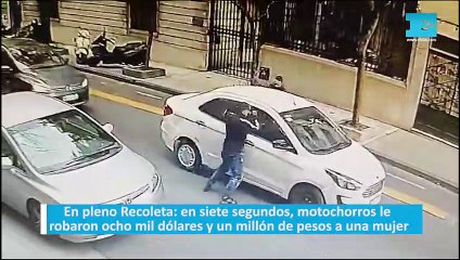 En pleno Recoleta: en siete segundos, motochorros le robaron ocho mil dólares y un millón de pesos a una mujer