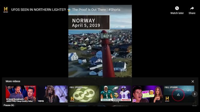 UFOs Appear in Video of Northern Lights