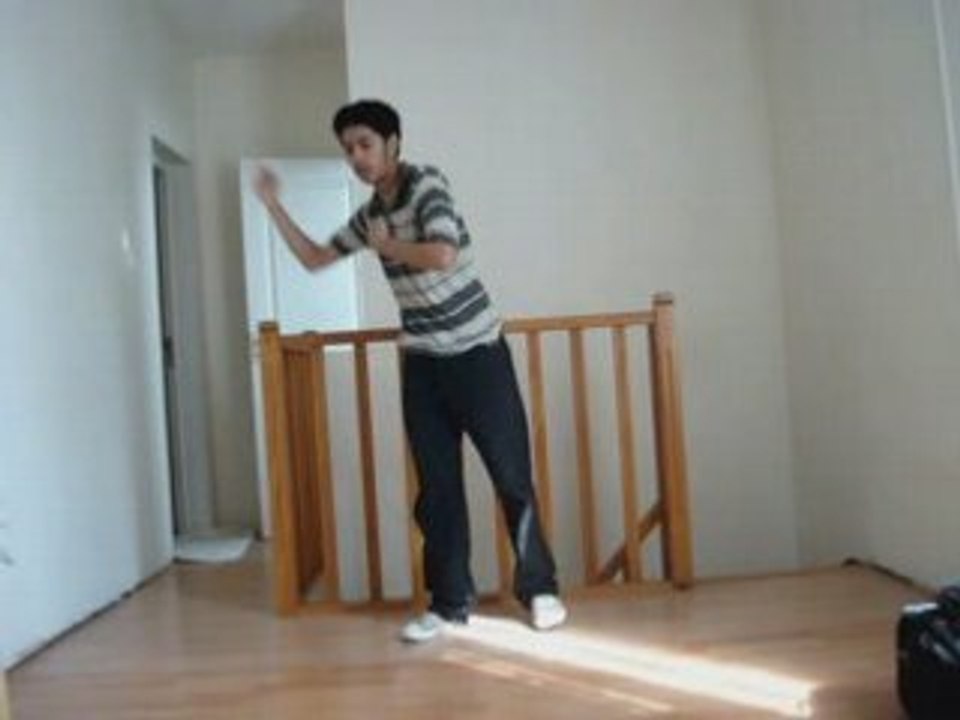 Apprendre la tecktonik 2  partie 1/2