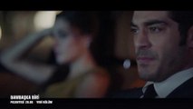 Bambaşka Biri ❤️ (Otra Persona). 1º Trailer Capítulo 2. ❤️ Hande Erçel ❤️ Burak Deniz
