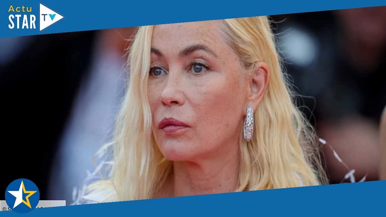 Emmanuelle Béart victime d'inceste  elle révèle la réaction de ses enfants à son documentaire