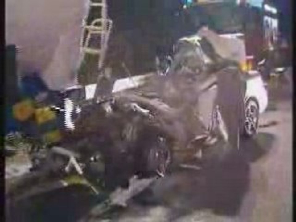 Mercedes E 55 AMG crash accident