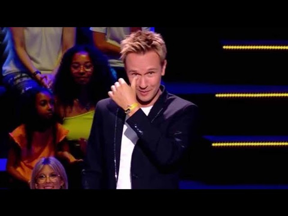 Cyril Féraud très ému, le célèbre animateur n’a pas pu retenir ses larmes lors du Quiz des Champio