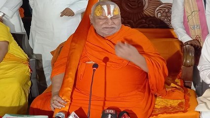 जगद्गुरु रामभद्राचार्य ने दिया बयान,बोले:शिवराज और कमल नाथ नहीं,सनातन धर्म और अधर्म लड़ रहे चुनाव