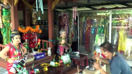 ใกล้หวยออก! แห่ขอ 'เลขเด็ด 16/9/66' เจ้าแม่ตะเคียนคู่ แน่นวัดดังอ่างทอง