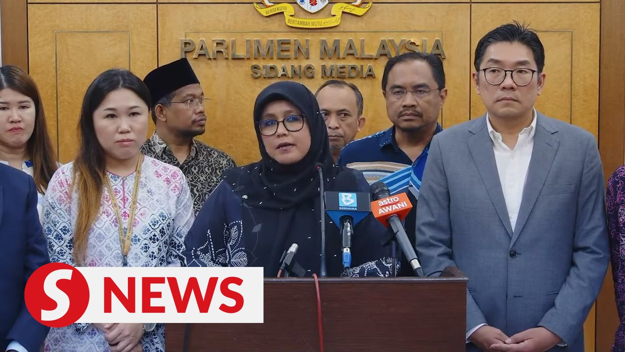 PAC demands govt to declassify land swap deal report