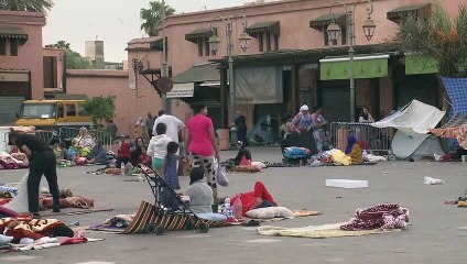 Video herunterladen: ضحايا زلزال المغرب ينامون في العراء