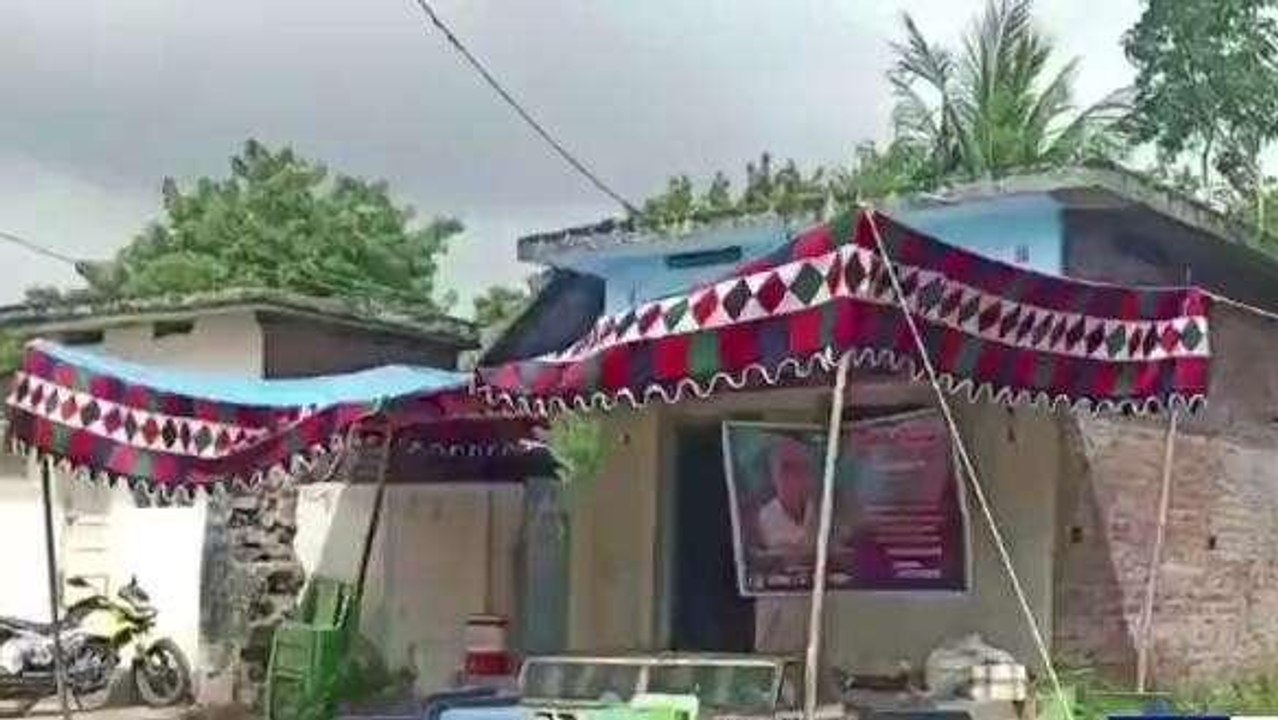సూర్యాపేట: ఆస్తి తగాదాలు.. ఇంట్లోనే రెండు రోజులు మృతదేహం..!