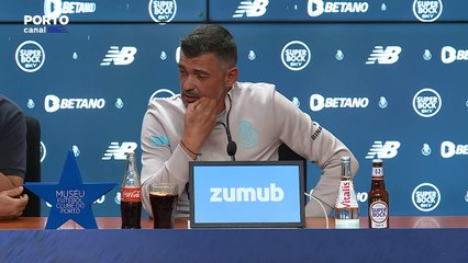 Sérgio Conceição: “A crítica que interessa ao Taremi é a dos colegas e da equipa técnica”