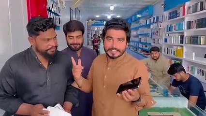 Pori team ne iPhone Le Liya | Khizar Omer Vlog