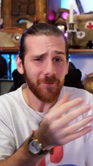 ils tirent des feux d'artifices sur les gens