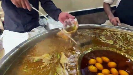 Ustad Moota Murgh Channay - Chickpea Stew - Lahori Chanay - Subah Ka Nashta - Lahori Breakfast