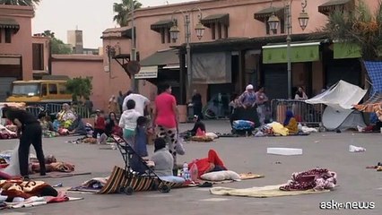 Si dorme ancora in strada a Marrakesh, a 6 giorni dal terribile sisma