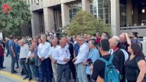 Sivas Katliamı Davası düşürüldü... Adliye önünde protesto: Bu mahkemeyi mahşere bırakmayacağız