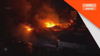 Ratusan deret kedai di Dhaka musnah terbakar