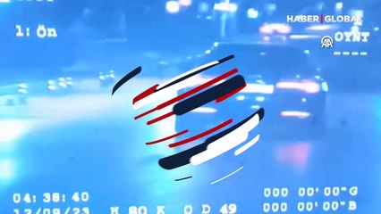 Kadıköy'de drift kaçışı: İkaza rağmen durmayan sürücüye 30 bin 808 lira ceza kesildi.