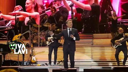 Luis Miguel sorprende a Paloma Cuevas con 500 rosas