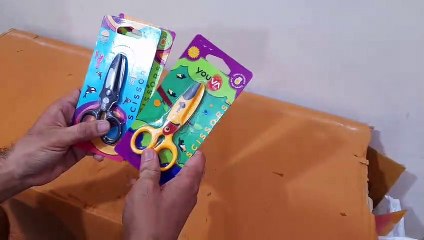 Unboxing and Review of Navneet Youva Kids Scissors - With Animal Design, Round Tip and Spring Mechanism, Safe For Children