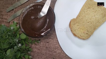 Delicious Homemade Chocolate Nutella without Hazelnut – A Perfect Treat for Chocoholics!