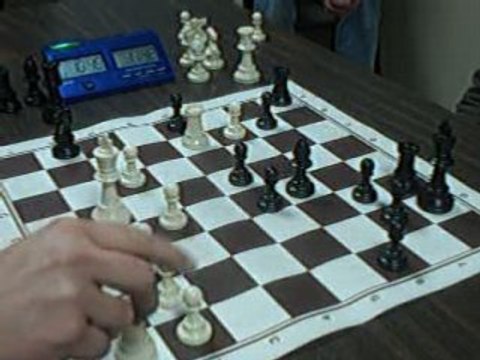 ECHECS : YVES 0 VS 1 GREG ( TOP 15 )