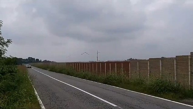 Ce pilote Italien s'ejecte pile au bon moment