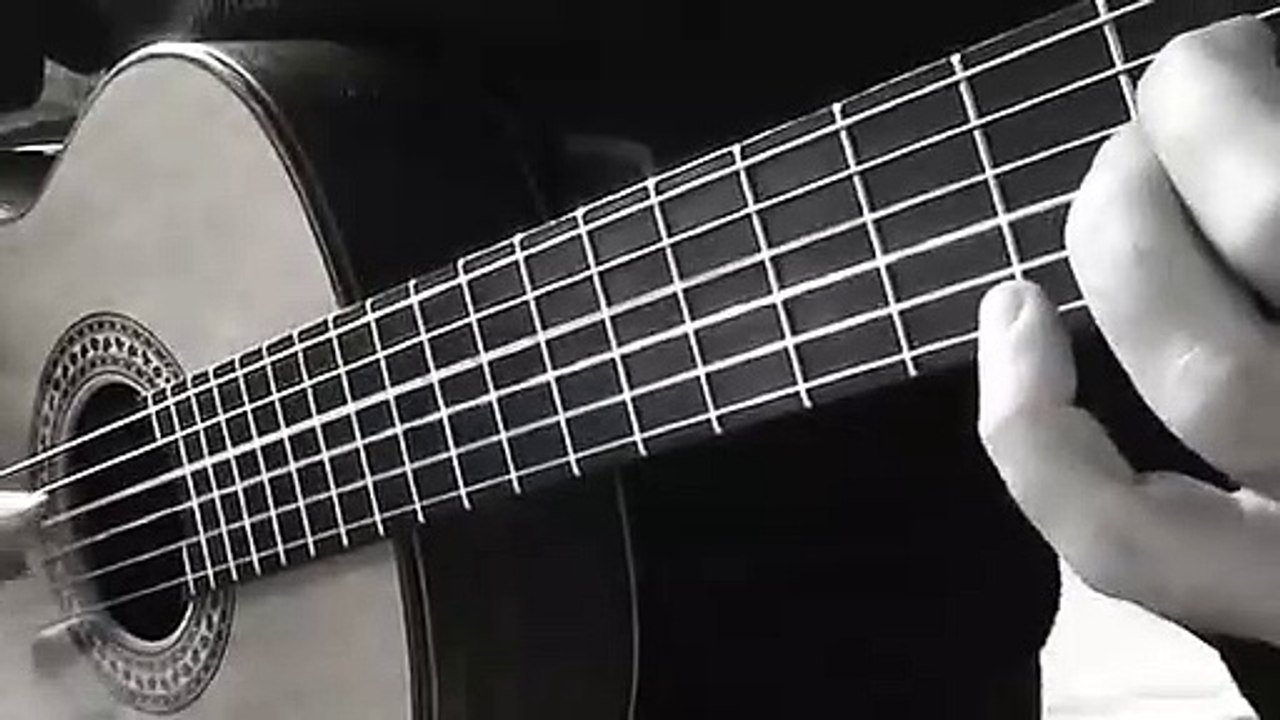 Les parapluies de Cherbourg by Michel Legrand guitar Spanoudis