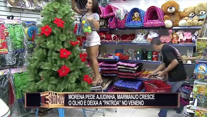 Download Video: Pegadiñas VENDEDORA SABE FAZER OS CLIENTES COMPRAREM TUDO; VEJA COMO