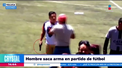 VIDEO: Hombre saca arma en partido de futbol