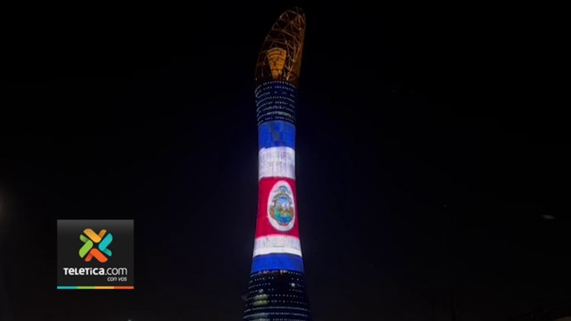 tn7-Los-colores-de-Costa-Rica-brillan-en-diferentes-países-por-motivo-de-la-independencia 140923