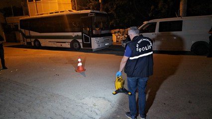 Adana'da otomobile silahlı saldırı