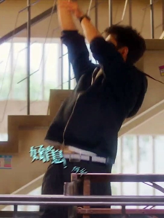 Xiao Zhan's "Sunshine By My Side" 《骄阳伴我》 clip