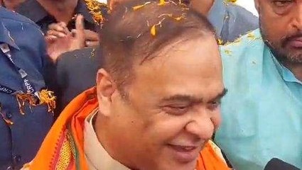 असम के मुख्यमंत्री पहुंचे पटना एयरपोर्ट, सुनिए क्या बोले हेमंत विश्व शर्मा