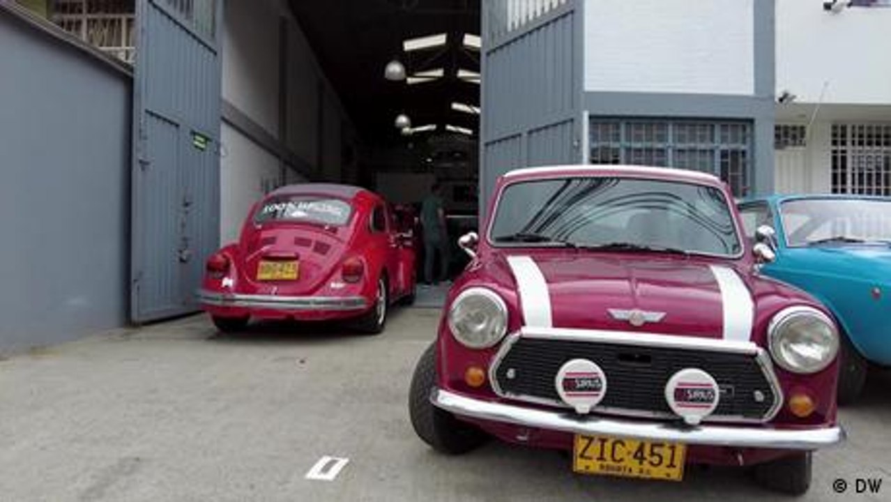 Autos clásicos ecológicos en Bogotá