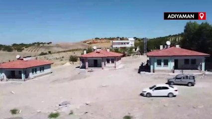 Adıyaman'da yapılan köy evleri göz kamaştırıyor