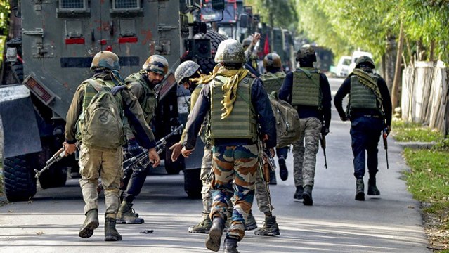 Anantnag encounter: अनंतनाग एनकाउंटर में सेना का एक और जवान शहीद, चौथे दिन भी ऑपरेशन जारी