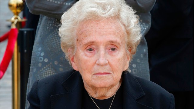 Voici - Bernadette Chirac recluse et alitée : son triste quotidien quatre ans après la mort de Jacques Chirac