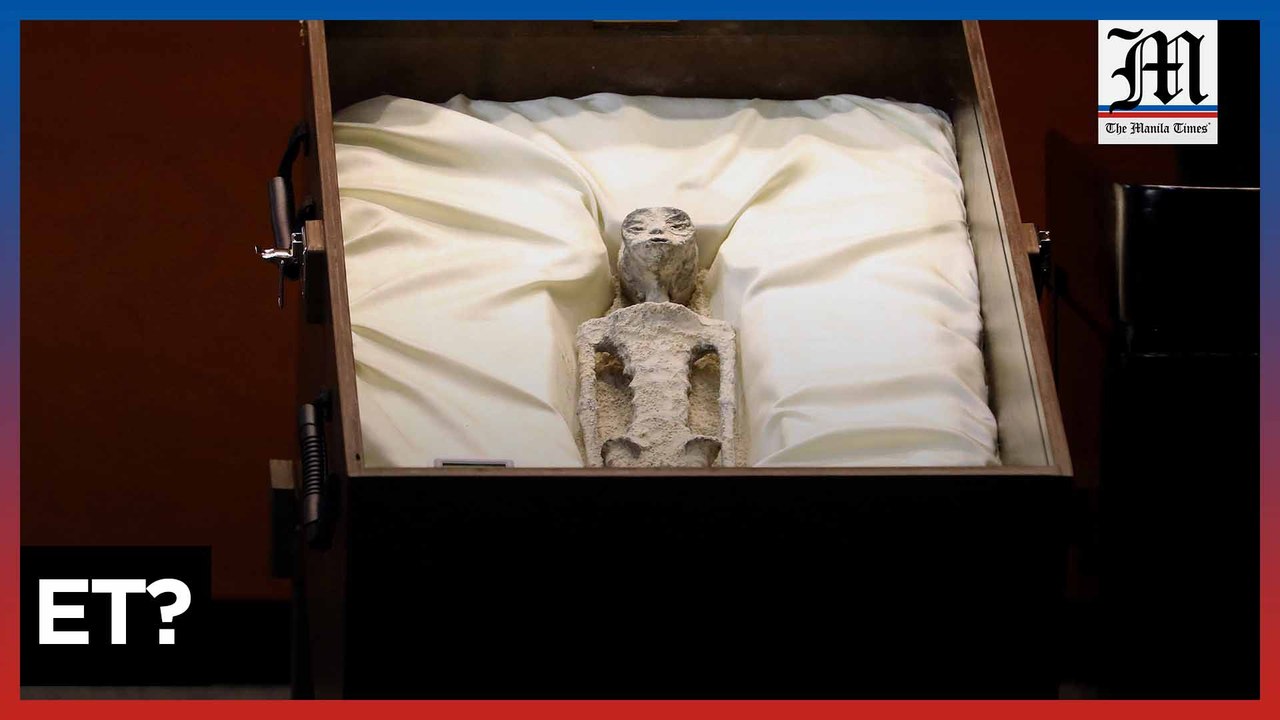 Bodies of 'nonhuman beings' shown in Mexican Congress