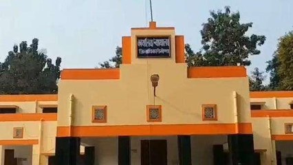 गोण्डा: जंगल में चल रहा था गंदा कारोबार,पुलिस ने मार दिया छापा