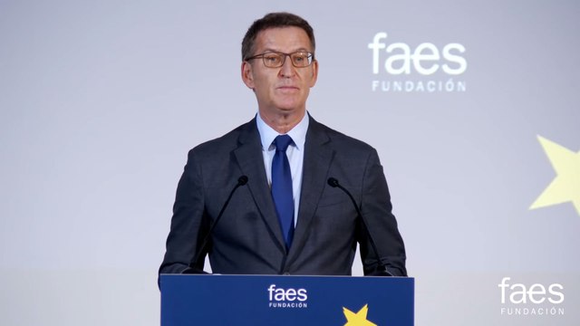 Feijóo muestra su apoyo a Aznar: Si fueras golpista el Gobierno te indultaría, te amnistiaría y te pediría además que le votases en la investidura