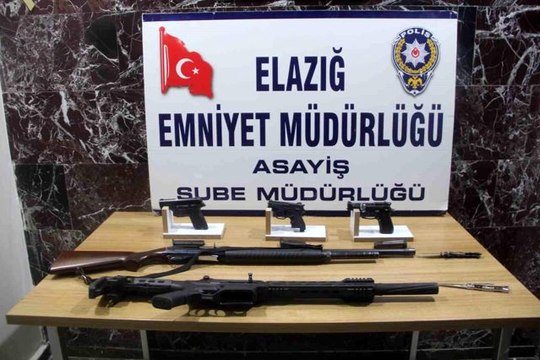 Elazığ'da Geniş Çaplı Asayiş Uygulaması: 3 Şüpheli Gözaltına Alındı