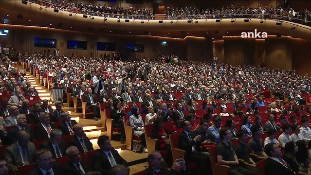 Erdoğan: Resmi Eğitim Kurumlarında Ek Ders Ücreti Karşılığında Görev Yapanların Saatlik Ücretlerinde Yaklaşık Yüzde 25 Oranında İlave Bir Artışa...