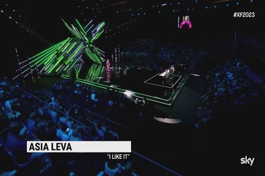 X Factor 2023, prima standing ovation per Asia - Video