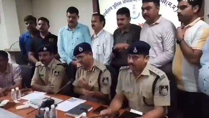 ग्वालियर: पुलिस की बड़ी कार्रवाई, 15 पिस्टल के साथ तस्कर गिरफ्तार