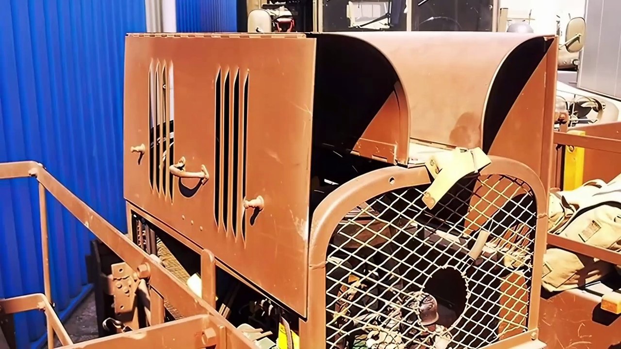 Loyd Carrier - HD