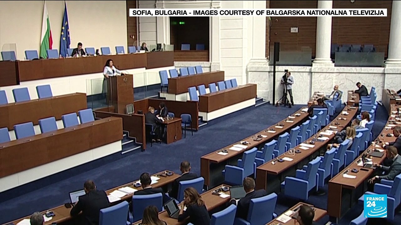 Bulgaria lifts ban on Ukraine grain imports